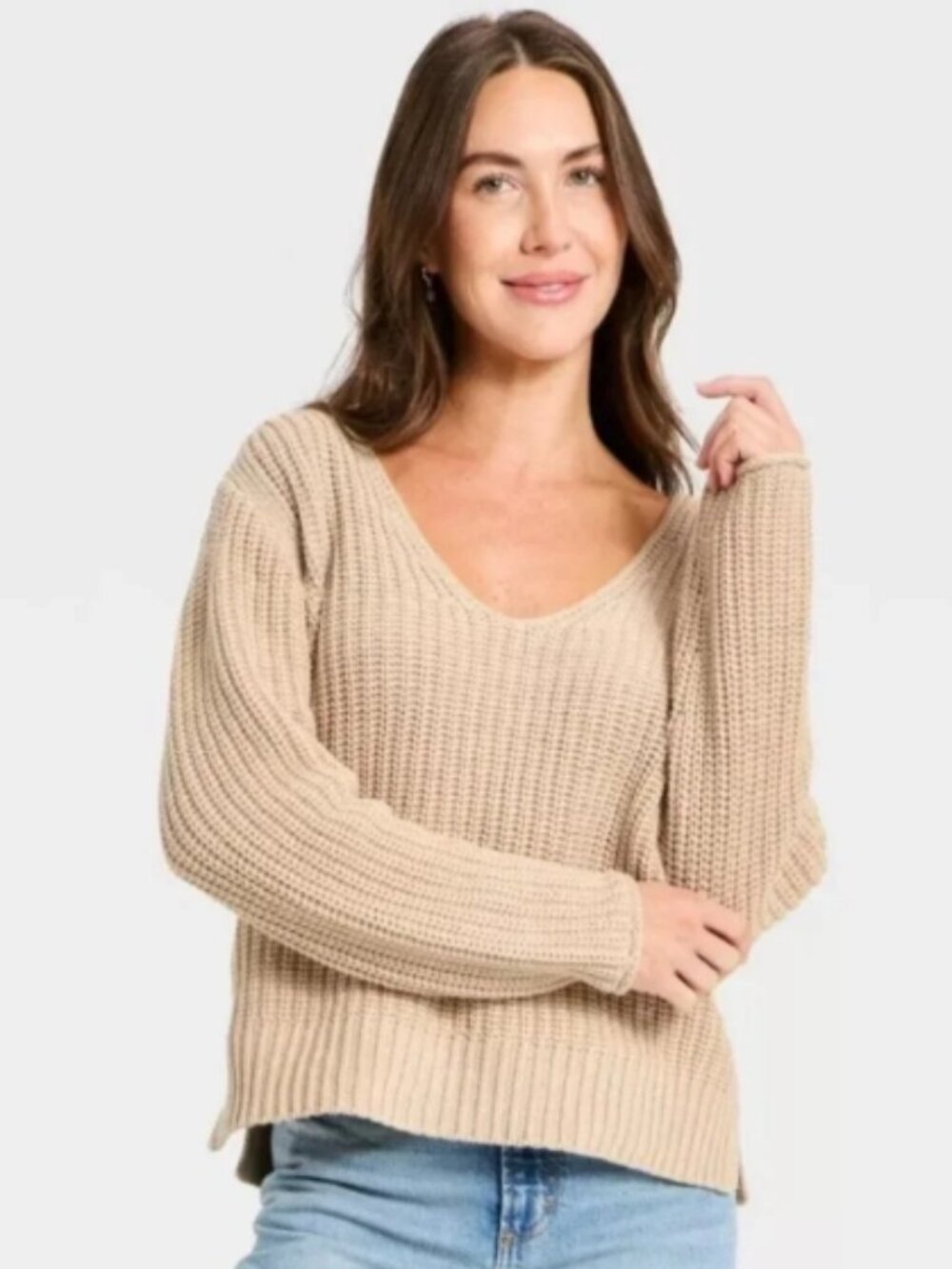 Women's Oatmeal Wide V-Neck Pullover Sweater - Universal Thread
